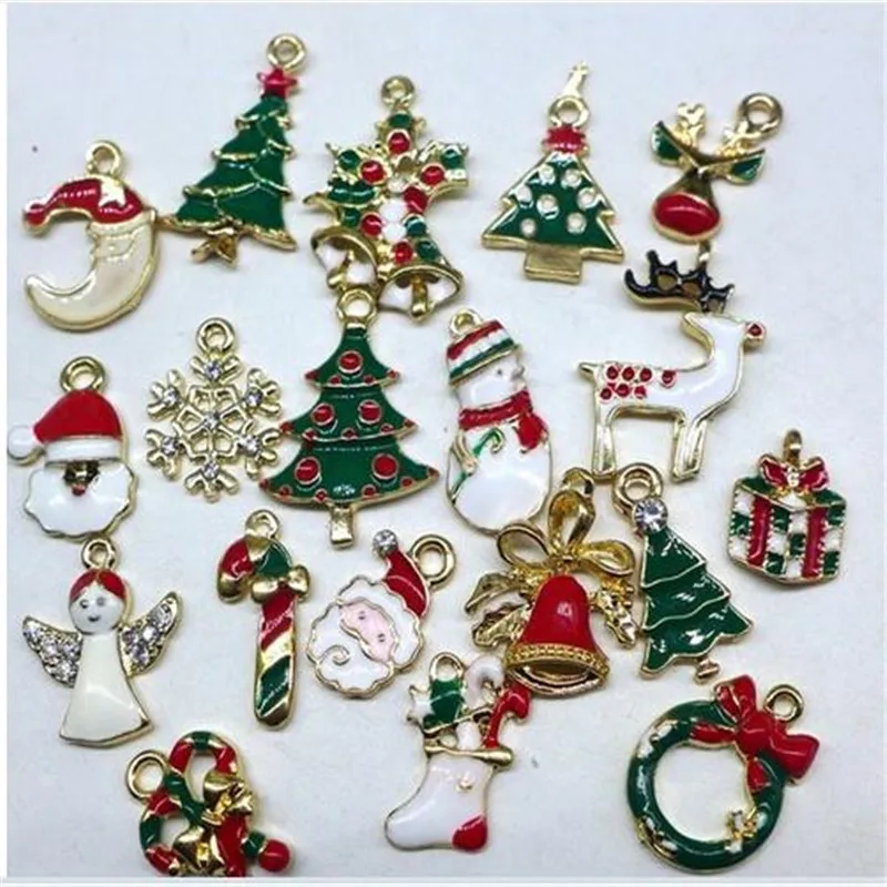 19pcs Mixed Christmas Hanging Ornaments DIY Jewellery Pendants Xmas Decoration 19pcs Mixed Christmas Hanging Ornaments DIY Jewellery Pendants Xmas Decoration