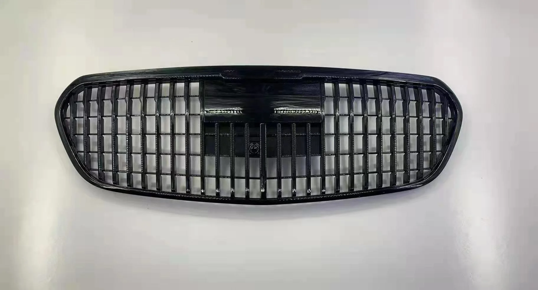 メルセデスベンツ　Sクラス W223 マイバッハ グリル フロントグリル 2021- カメラ穴あり メルセデスベンツ Sクラス W223 2021 高品質 パナメリカーナ グリル