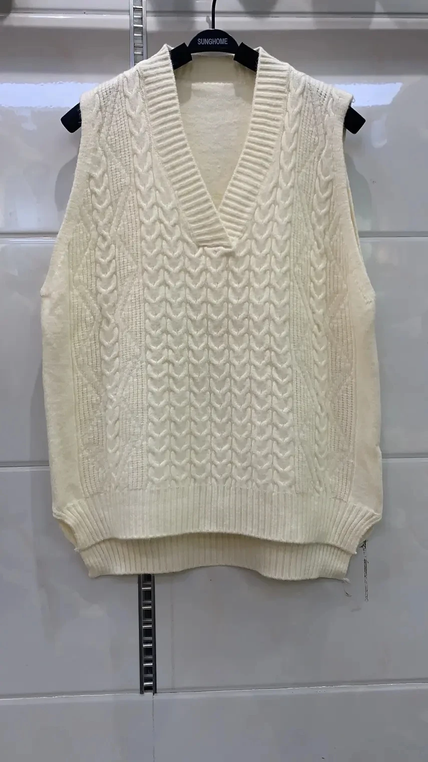 给我看看你们的丑圣诞毛衣: r/femalefashionadvice, image size:855x1520