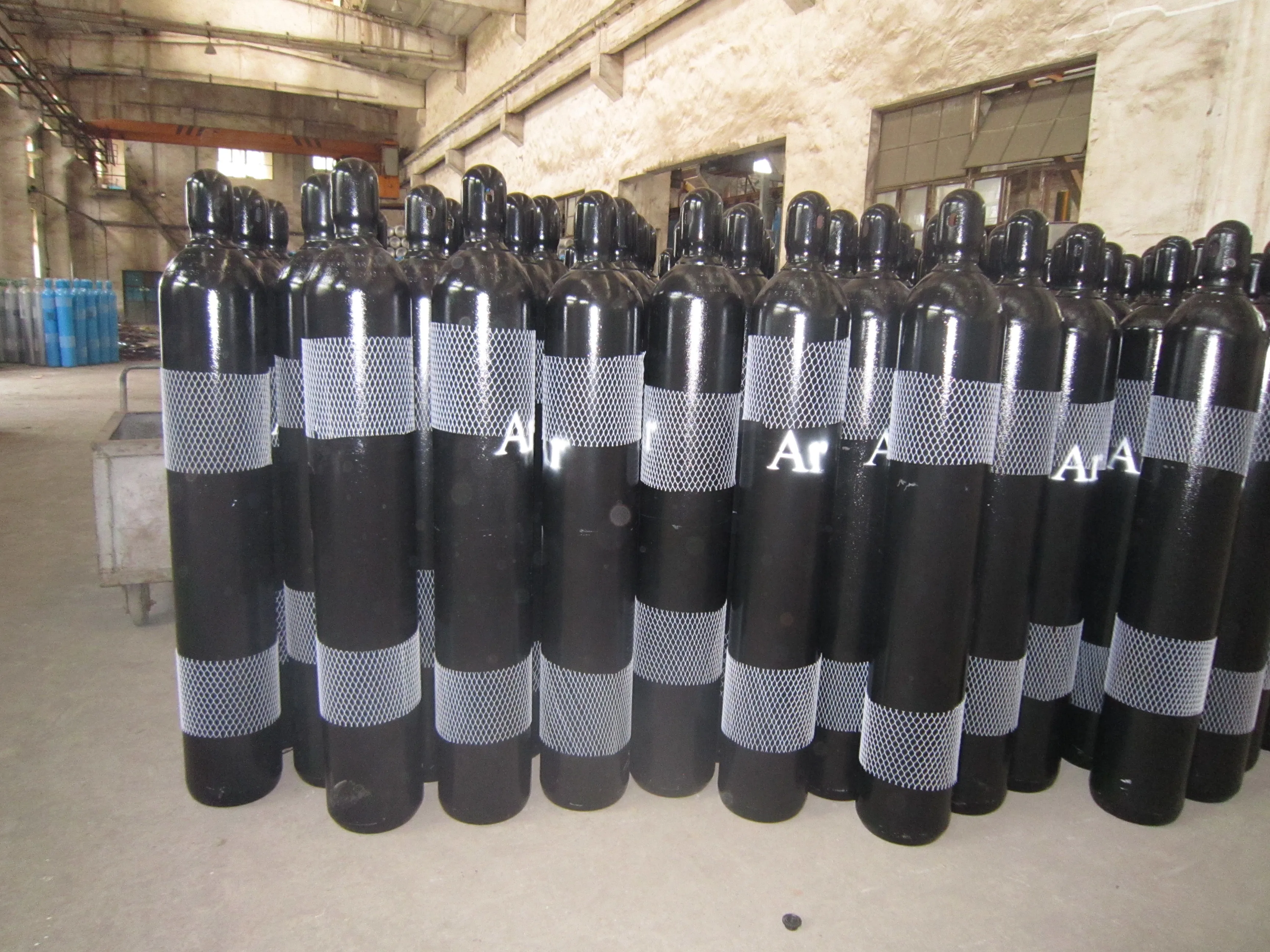 Co2 Cylinder Chinese Industrial Seamless Steel 8L Co2 Oxygen Gas Cylinder Price With Valve In Stock