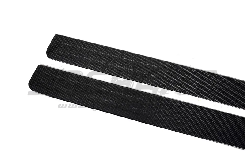 Trade Assurance Dry Carbon Fiber Door Sill Fit For 2015-2019 F488 GTB & Spider Kick Panel Door Sill without Letters Pain Weave