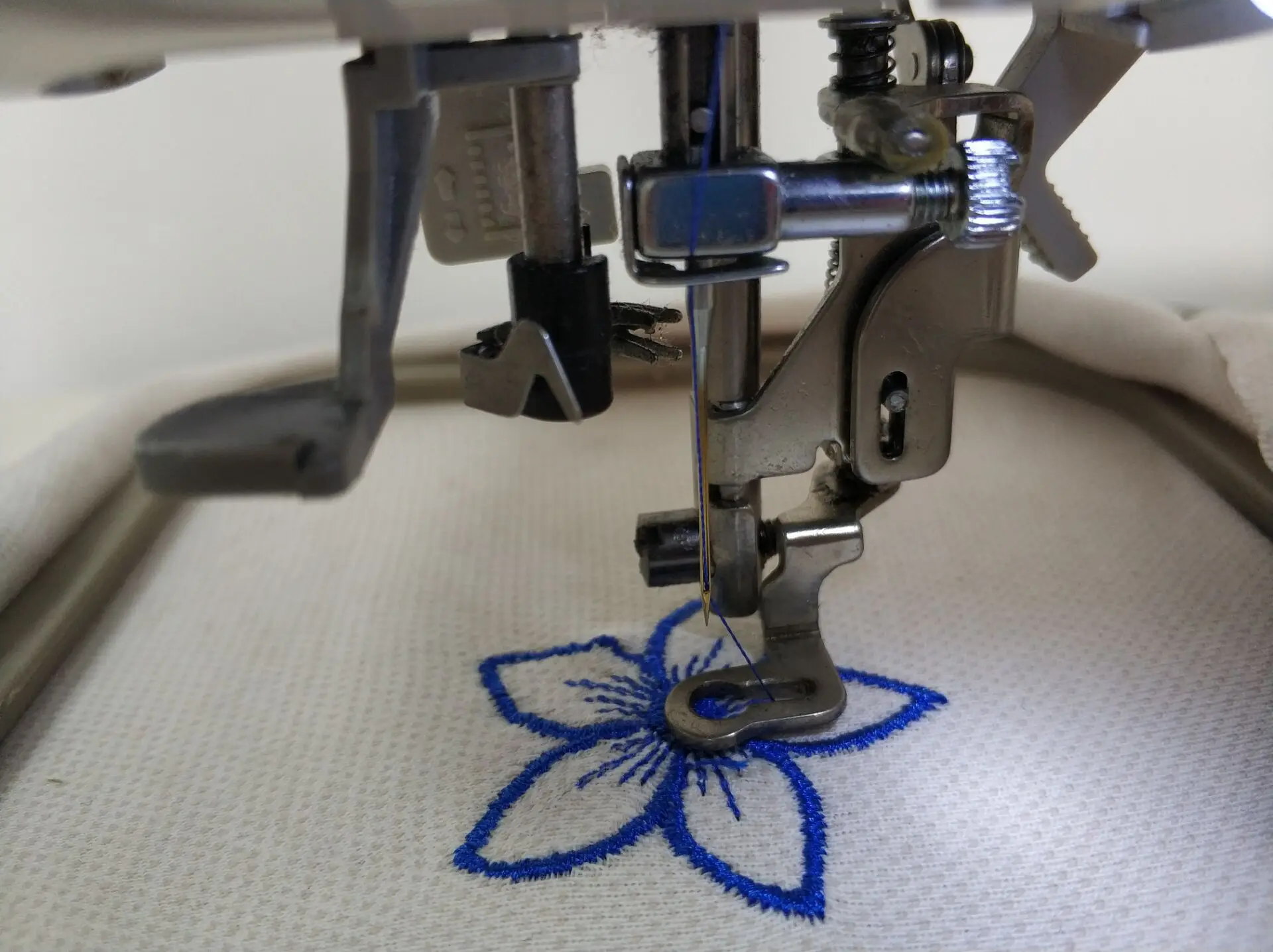 Mini Towel Embroidery Machine Diaper Sewing Machine RN-13520 Household Embroidery Flat Embroidery Machine