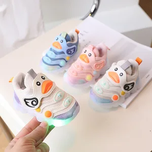 Sports Kids Breathable Mesh Boys Girls Baby Shoes Lighting New Born Baby Shoes 1 to 3 Years Baby Shoes with Lights