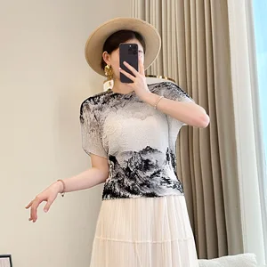 2026 New Women's Ink Printing T-Shirt Short-Sleeved Trendy and Age-Reducing Casual All-Match Base Styline for Summer