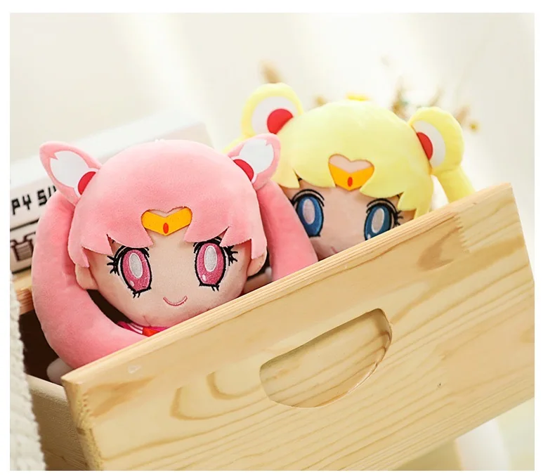 Peluche Sailor Moon Tsukino Usagi - Giocattolo Morbido 27cm Per Bambini E Collezionisti - Foto 1
