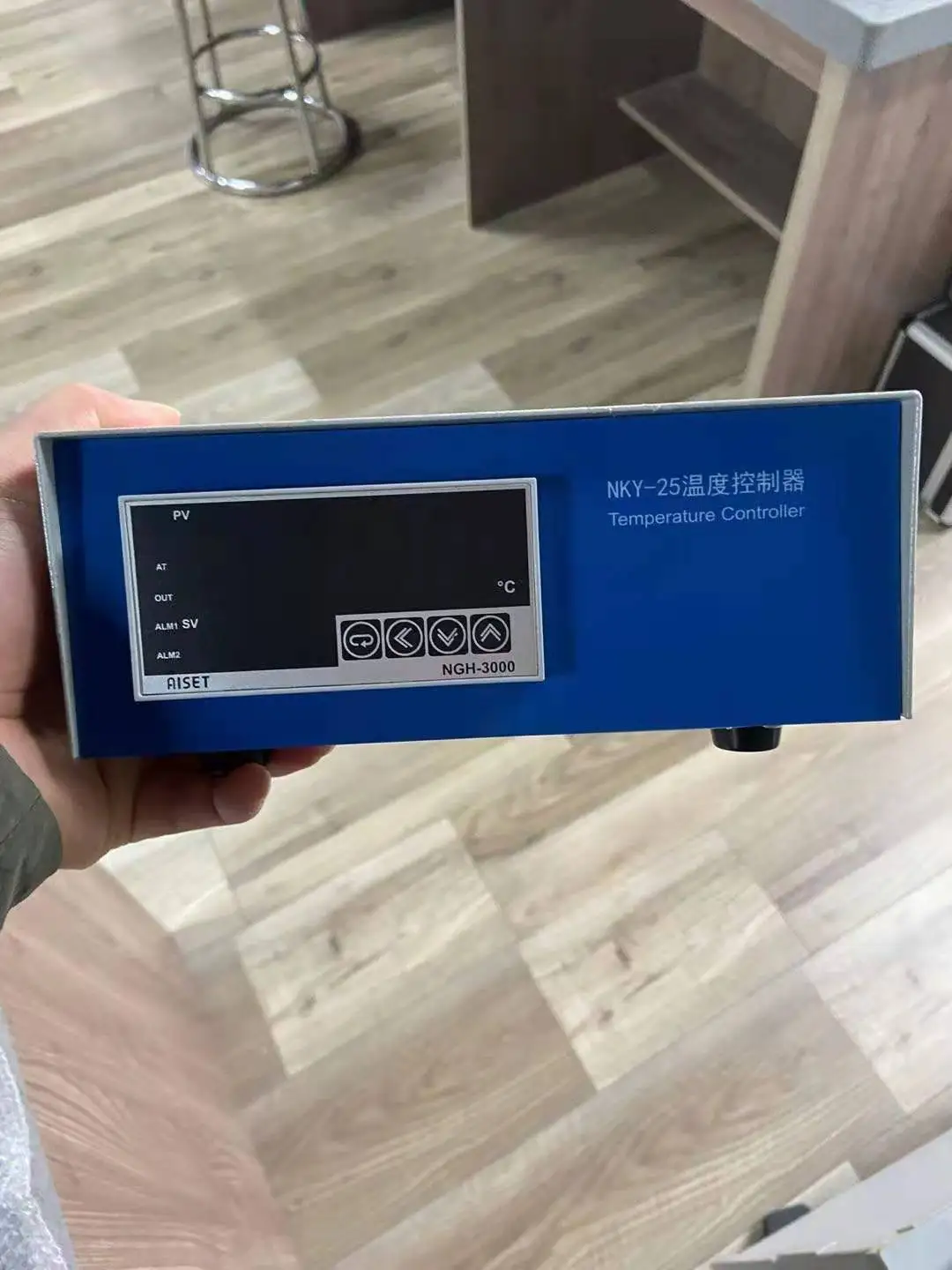 A21 25 mPas-107 mPas Viscomètre de rotation Brookfield pour les fluides à viscosité moyenne Viscosité de l'asphalte ASTM D4402 ASTM D445