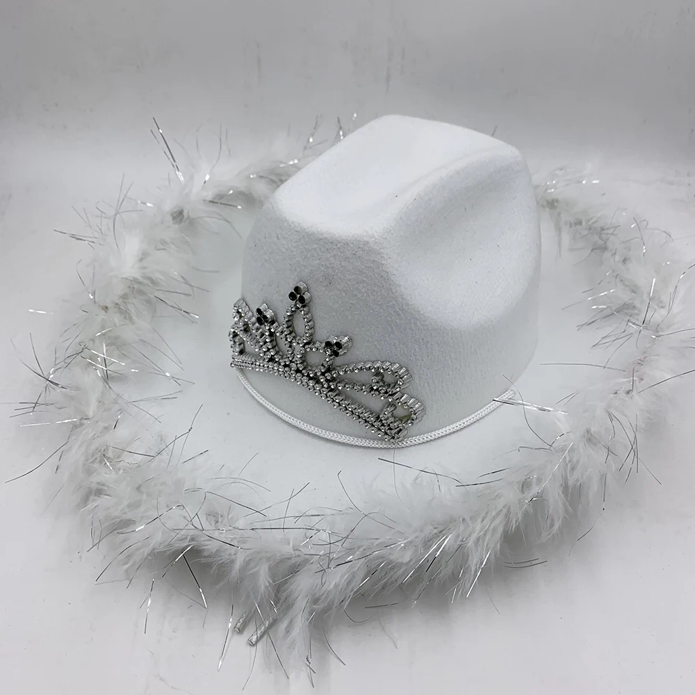Topi Koboi Beludru Untuk Pesta,Topi 
