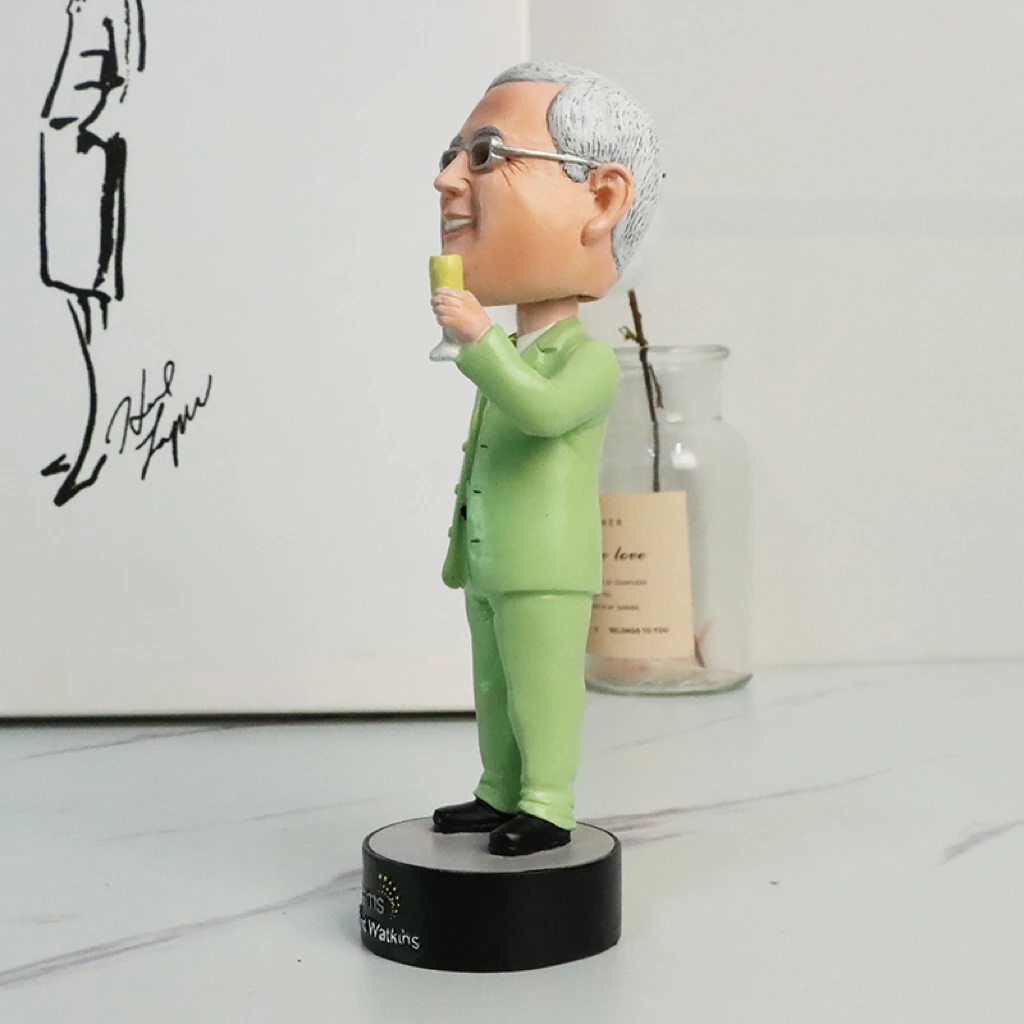 OEM ODM Handmade Custom Bobblehead Figures Resin Crafts Bobblehead Personalized for Decoration  Figurines Bobblehead Resin Gift supplier