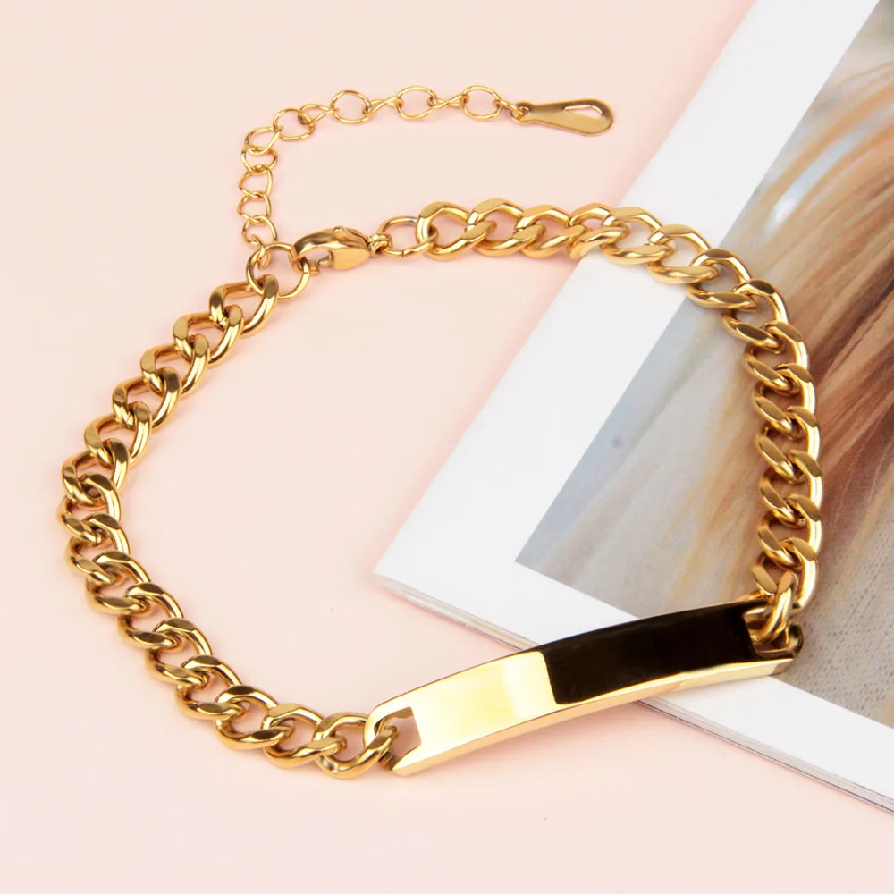 Stylish Stainless Steel Bracelet with Personalized Carved Text Simple Chain Light Gift Accessory for Weddings and Anniversaries