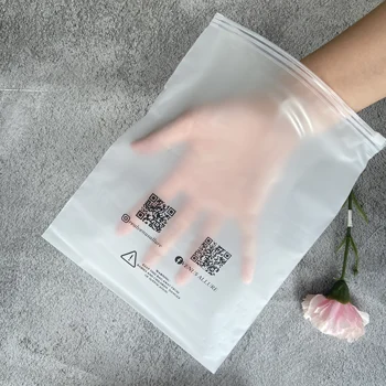 Customized Transparent Eco-friendly Self-sealing Waterproof PE Frosted Eco-environmental Protection Zipper Bag Packaging