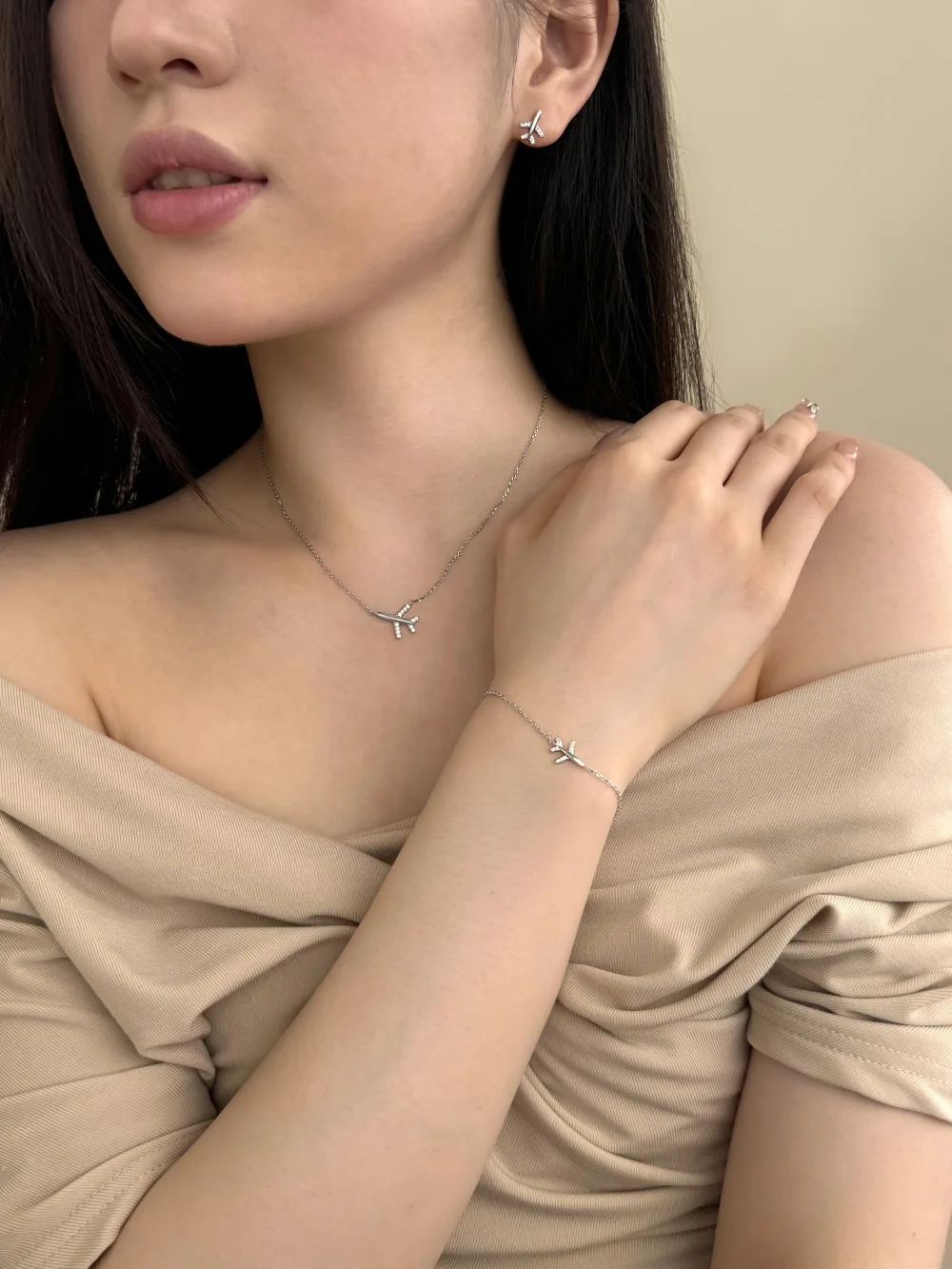 KAKODIY Luxury Matte 925 Sterling Silver 18K Gold Plated Necklace Chain Fine Jewelry Aircraft Pendant Women's Necklace detail 3