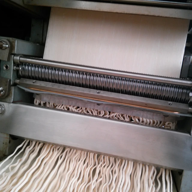 Expert MakerSUS304 Customized Reliable Accurate Instant Ramen Noodle Cutter for Noodle Machine Parts