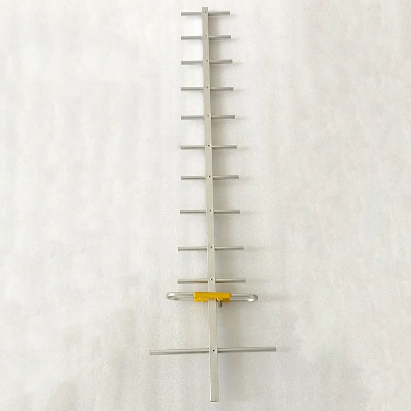 Factory Sales Cost Effective 12 element High Gain TV Signal Receiver Antenna Outdoor Yagi Antenna  HD TV  UHF Antenna