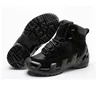 Black middle boots