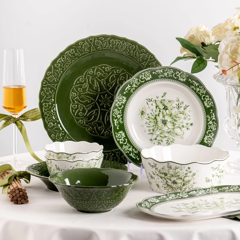 Ceramic Christmas Dinner Decoration Porcelain Dinnerware in Gift Box