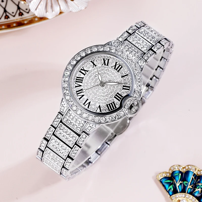 Elegant Women's Luxury Quartz Watch with Crystals