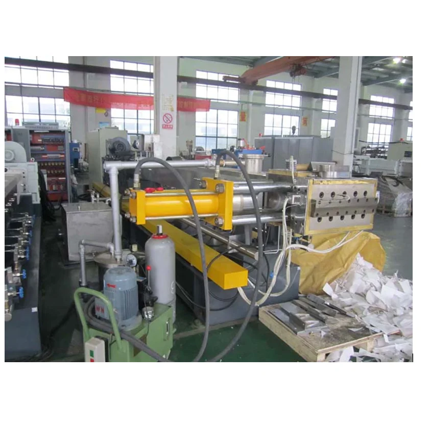 Пластиковый гранулятор с двойным винтом