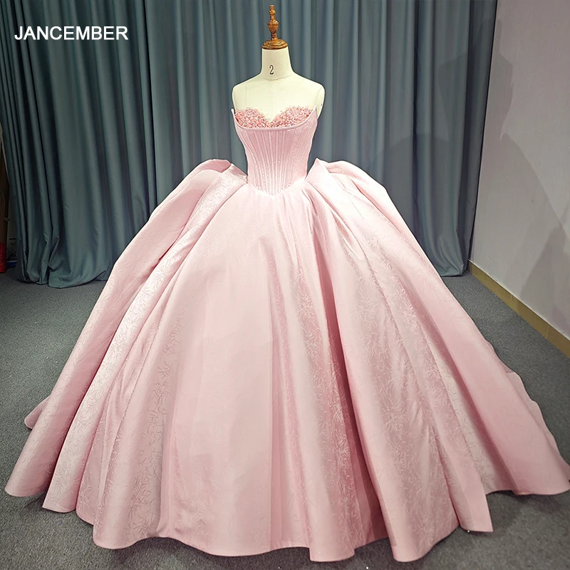 Wholesale Ruffle Ball Gown Quinceanera Dress Pink weetheart Party Gowns Puffy Weet 16 Dresses,1 Piece