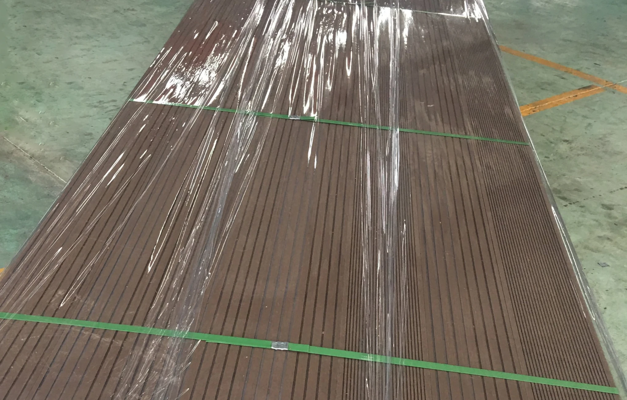 High Faux Wood Grain Hdpe Plastic Plywood Lumber 100 Recycled Pe Beam