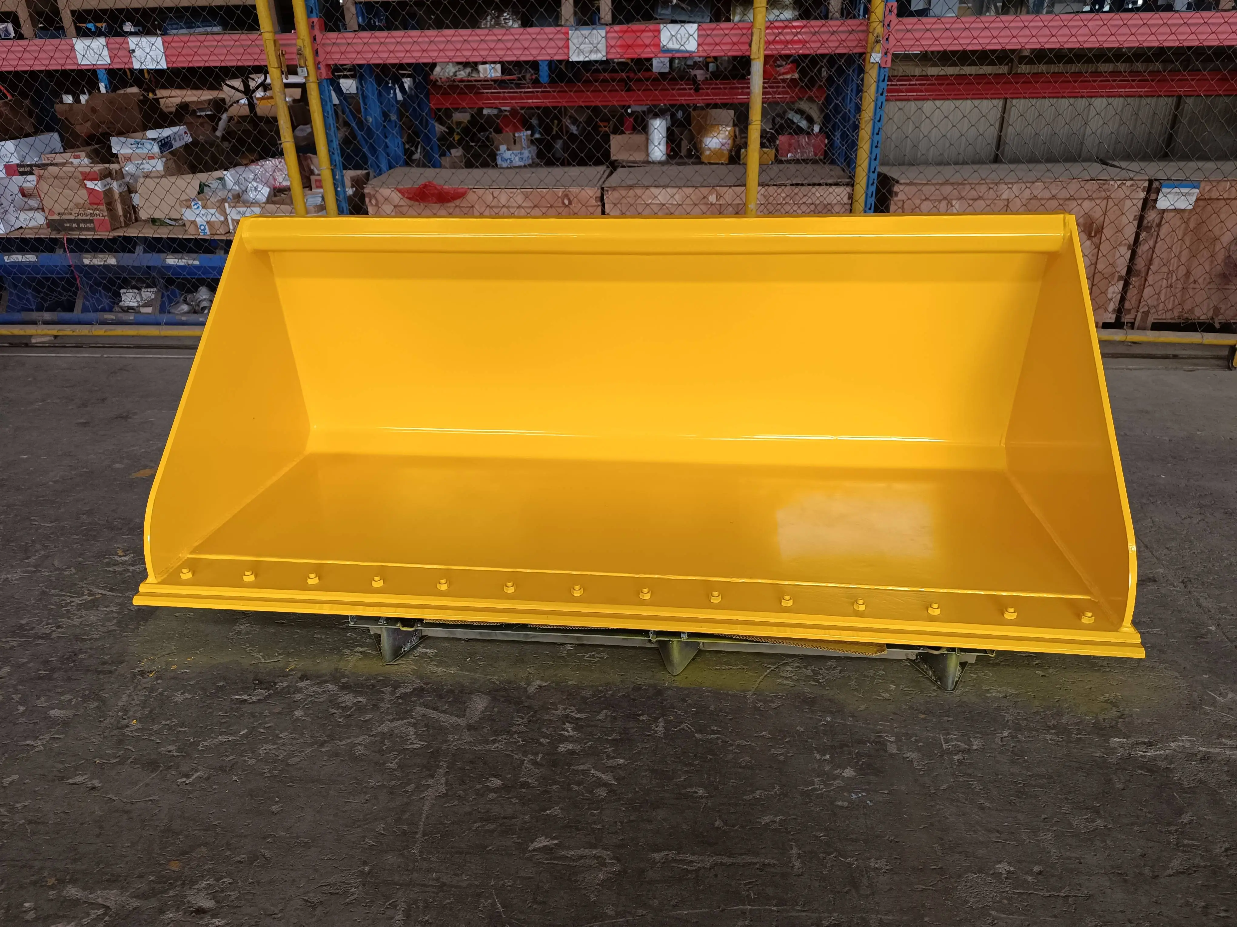 Hongwing High Quality Skid Steer Loader Bucket with Double Blades