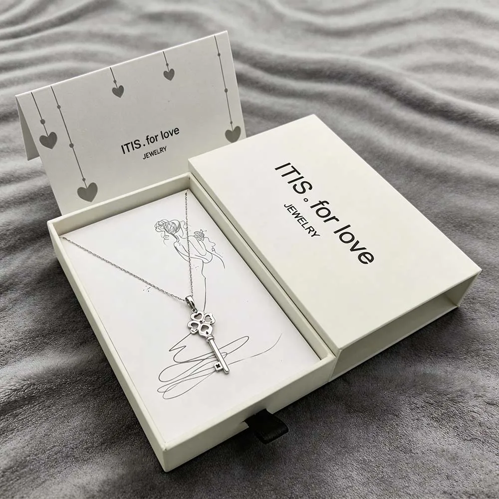 Custom Logo Jewelry Gift Box | Velvet Earring Cards & Luxury Packaging for a Cohesive Brand Presentation