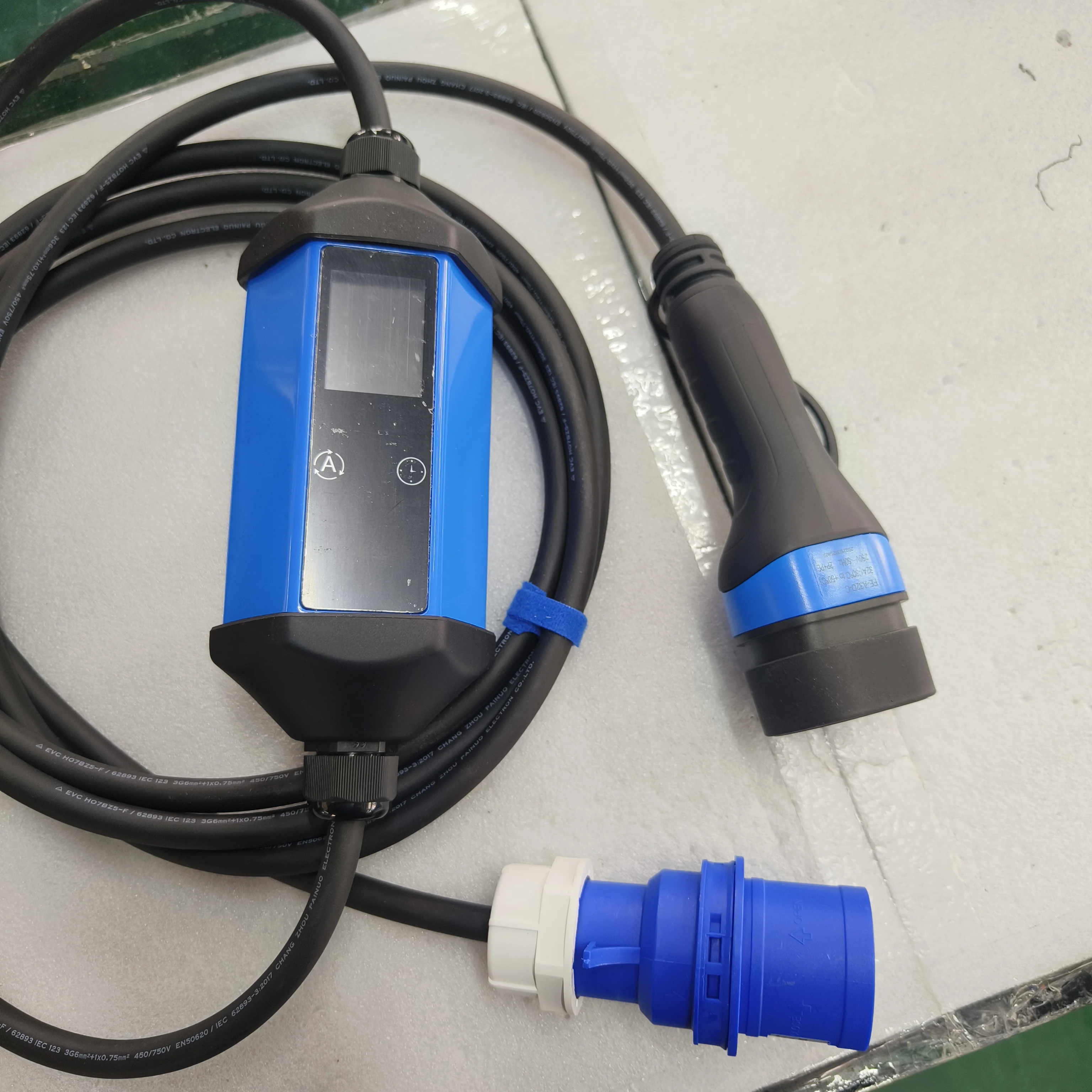 Wisepick 250v 7kw Portable Ev Charger Type 2 32a Ac Electric Vehicle