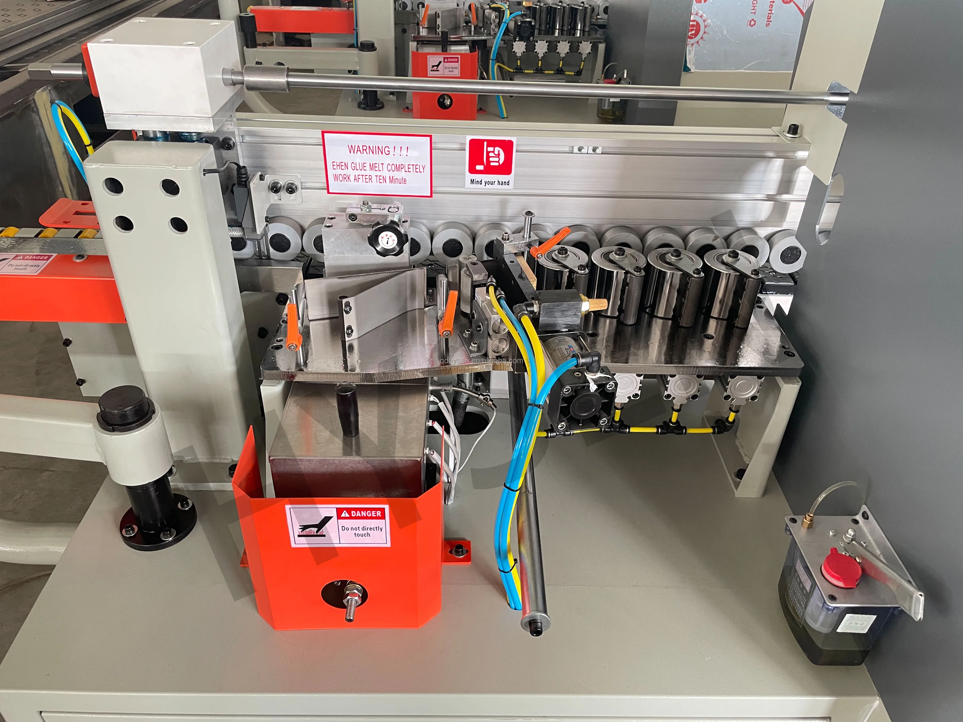 Fully Automatic CE Certified Edge Bander for Wood Furniture Cabinets PVC Edge Banding Machine Cleaning Buffing Glue Functions