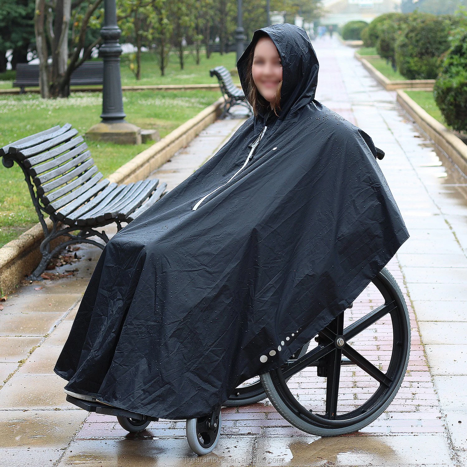 Fonakei Poncho De Pluie Extra Long Pour Fauteuil Roulant Adulte – Imperméable Marine, Bord Élastique, Capuche Réglable, Protection Totale