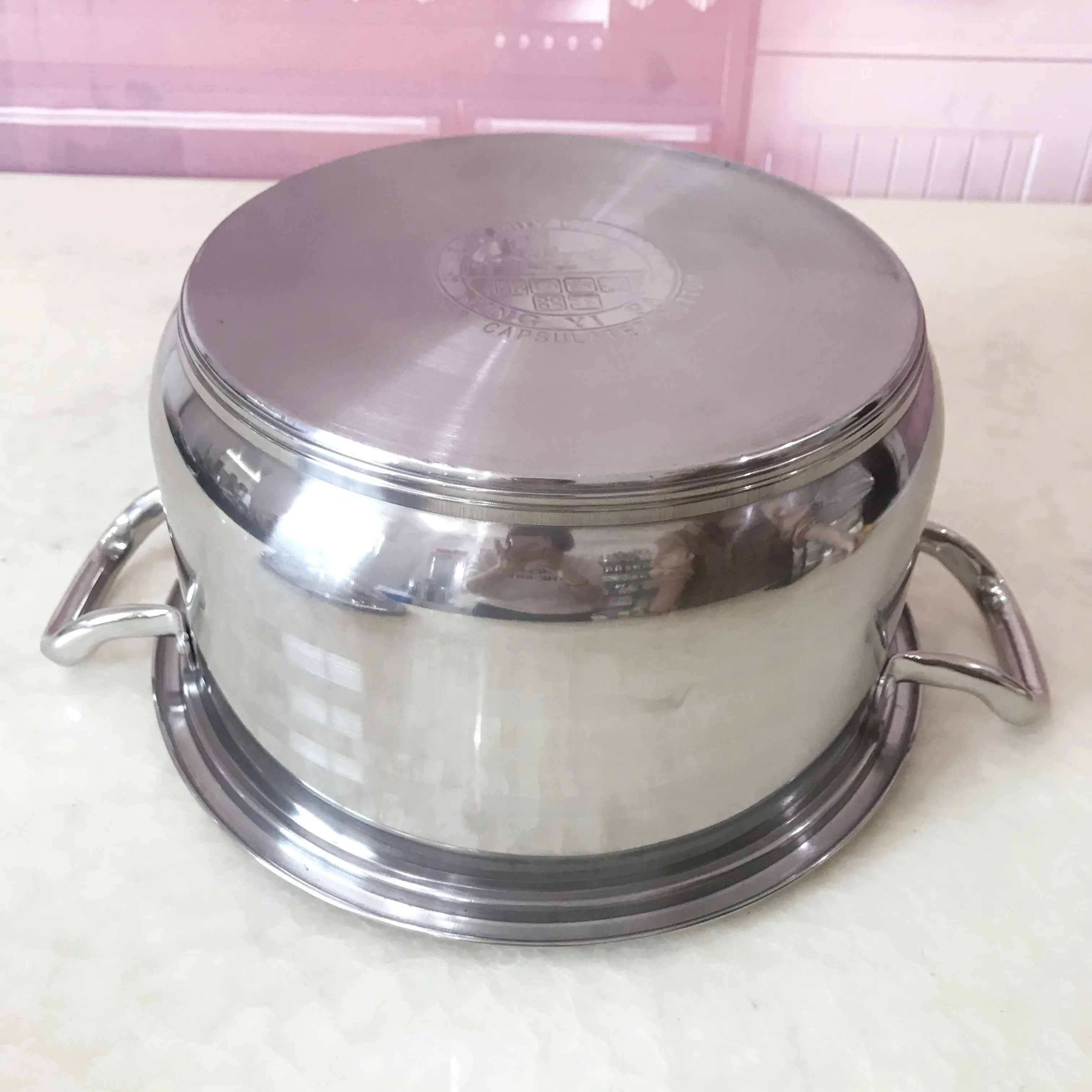 Buy Germany Quality Of Stainless Steel 3 Partition Hot Pot Soup Stock Pot  from Chaoan County Caitang Town Hanfa Stainless Steel Products Factory,  China