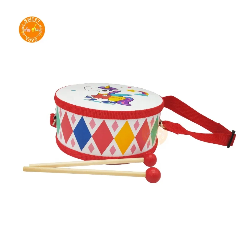 Сенсорные музыкальный инструмент игрушки 6 дюймов деревянный барабан с регулируемым ремешком и 2 барабанные палочки для детей ясельного