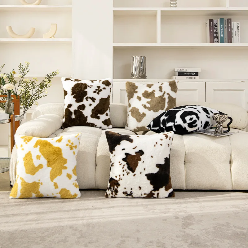 SHERONV Highland Cow Throw Pillow Covers Cow Pillows Decorative Throw Pillows Cow Decor Bedroom Decor Highland Cow Bedding Soft Fluffy Couch Pillow C