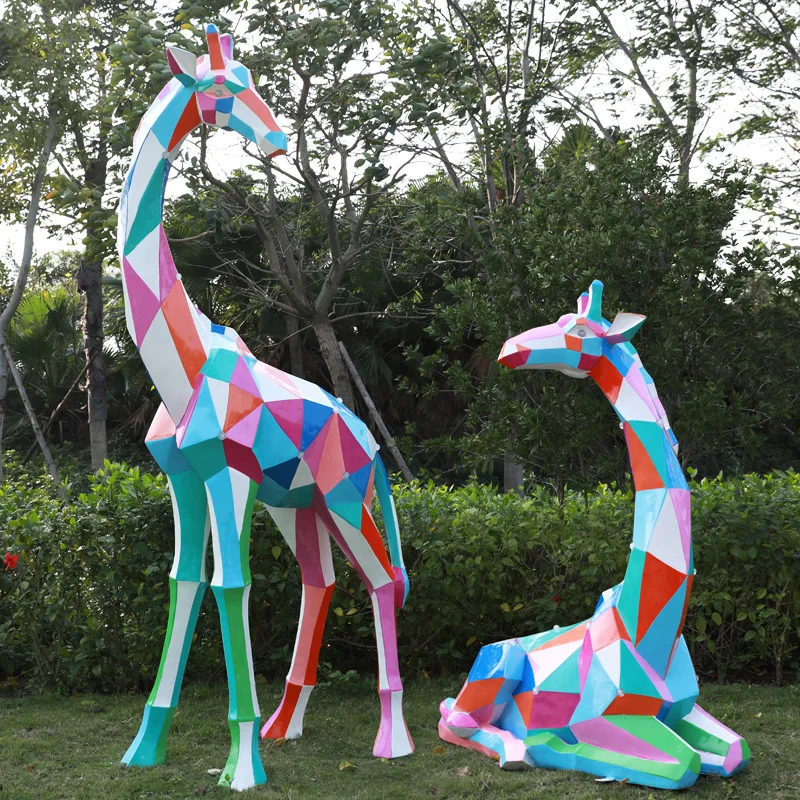 Send Pictures to Customize Solar Energy  Outdoor Resin Statues Animal Giraffe 1.9M 2.5M  Large Size Fiberglass Giraffe