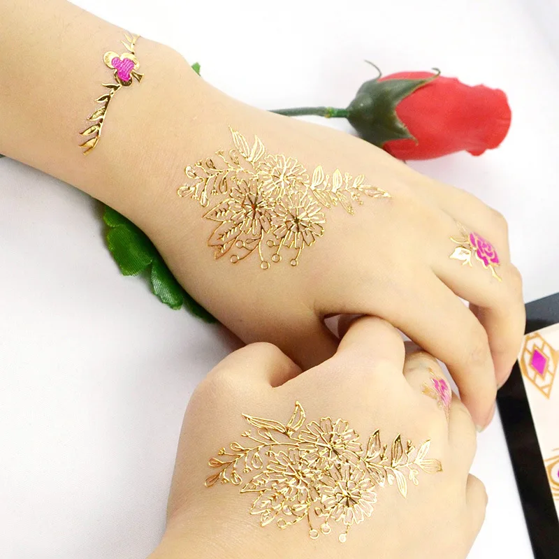 Pin by Ahlam on حنا | Unique mehndi designs, Henna feather, Henna tattoo  designs