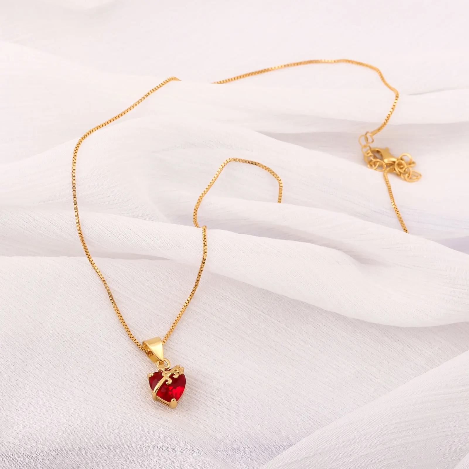 Elegant Zircon Heart Bow Necklace for Women