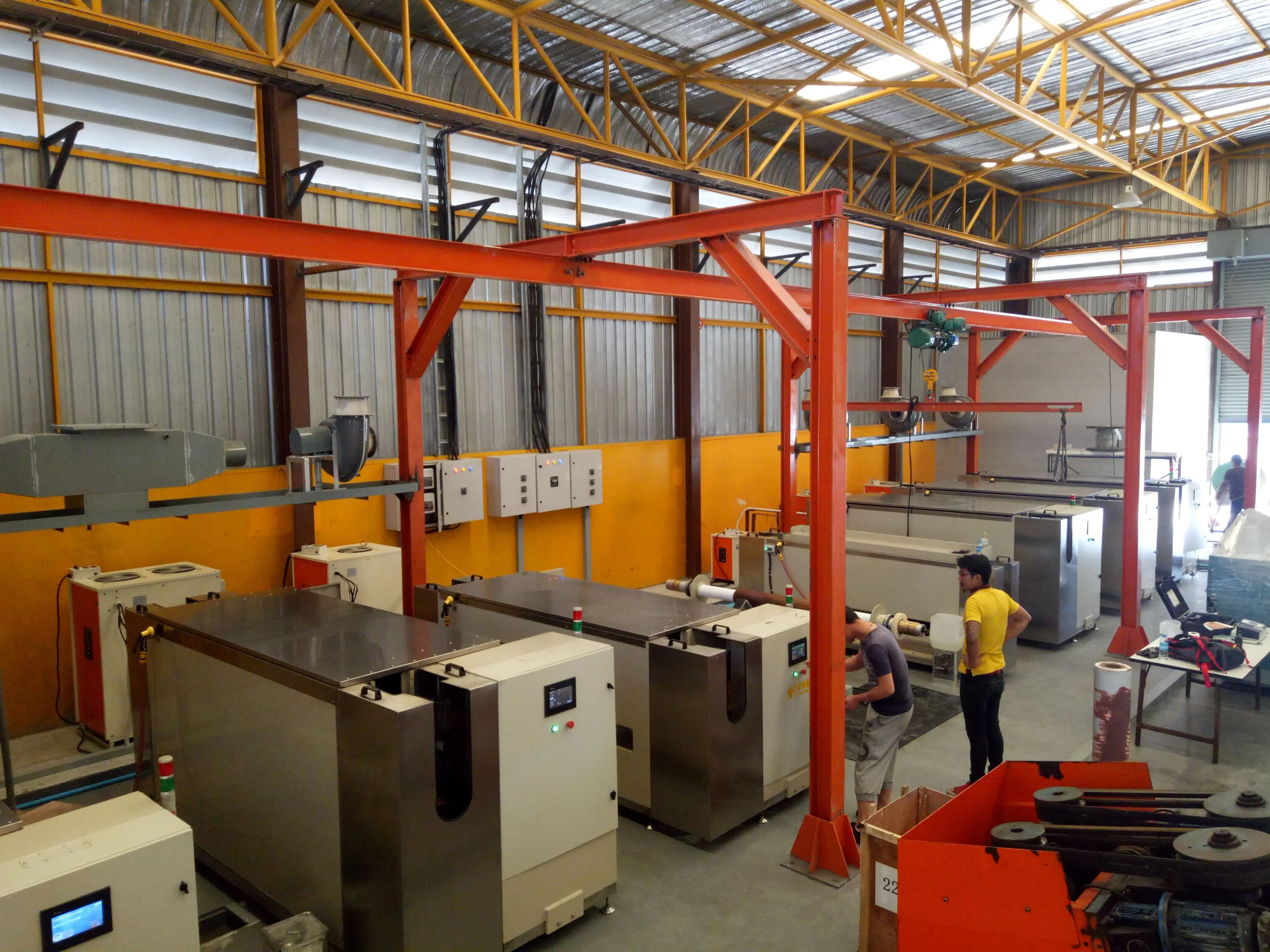 Гравировальная машина для производства цилиндров, машина для нанесения покрытий