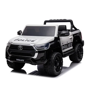 2021 Toyota Hilux Police Version Licensed Plastic Ride-on Toy for Children Aged 2 to 4 Years for Two Kids