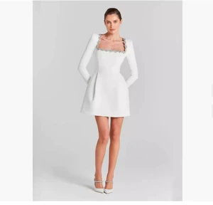 New Elegant Square Collar Long Sleeves Short A-line Slim White Wedding Party Gown Fashion Formal Occasion Wholesale Women Dress