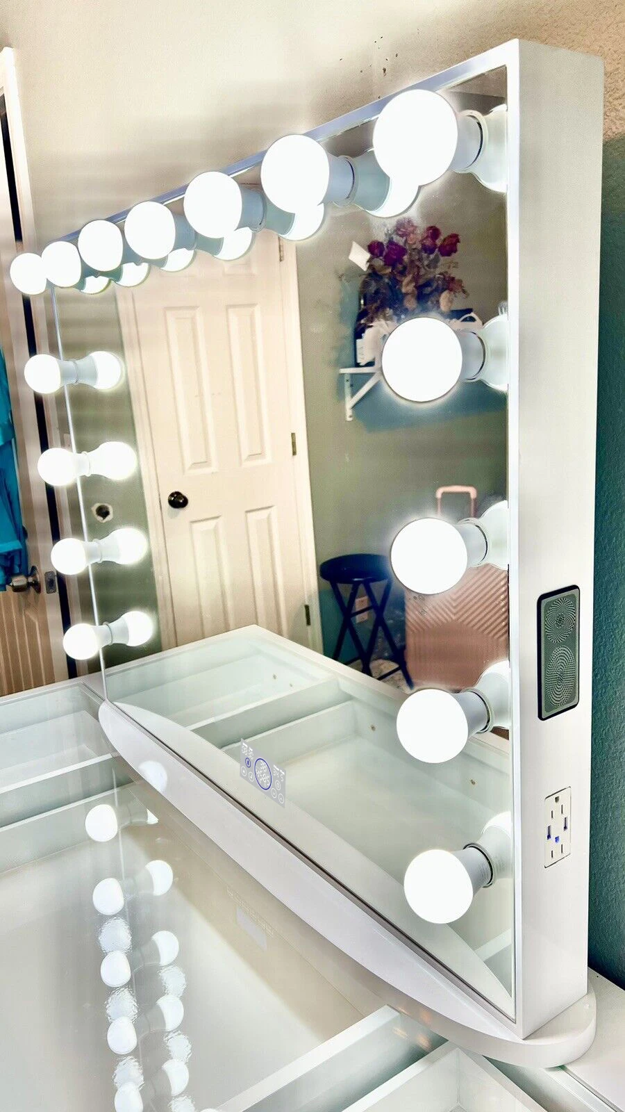 Зеркало для туалетного