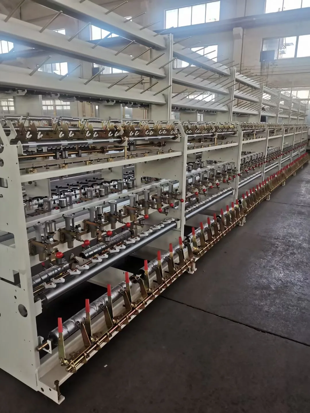 Chenille Yarn Making Machine with Twisting for Silk Winder Chenille Yarn for Knitting Machine