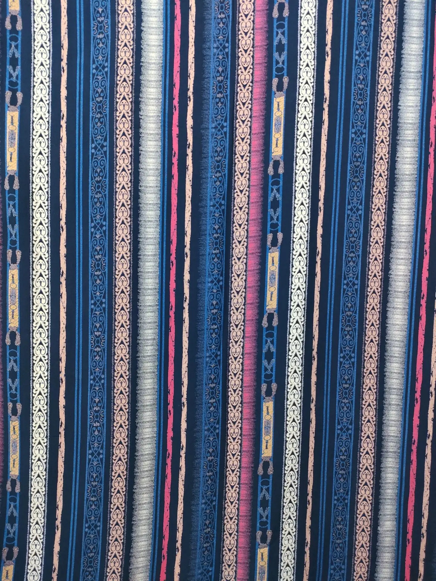 Высокое качество низкая цена 100% искусственный шелк печатная ткань Простой яркий цвет этнический текстиль тканая цветная футболка рубашка сырье