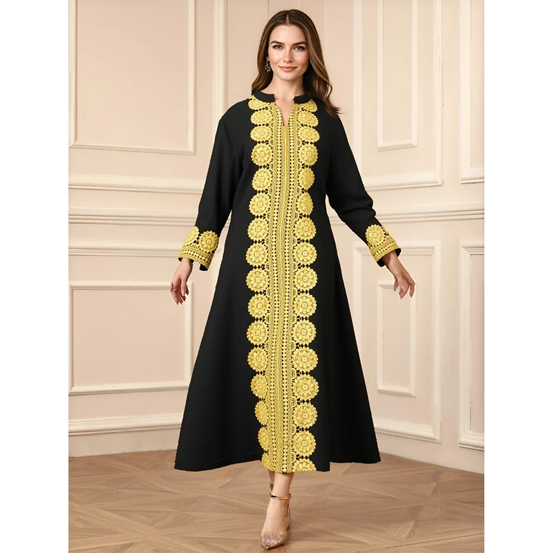 Hot-Selling Women's Black Embroidered Lace Abaya Dress Elegant Retro Vintage Design for Summer Vacation Breathable Feature