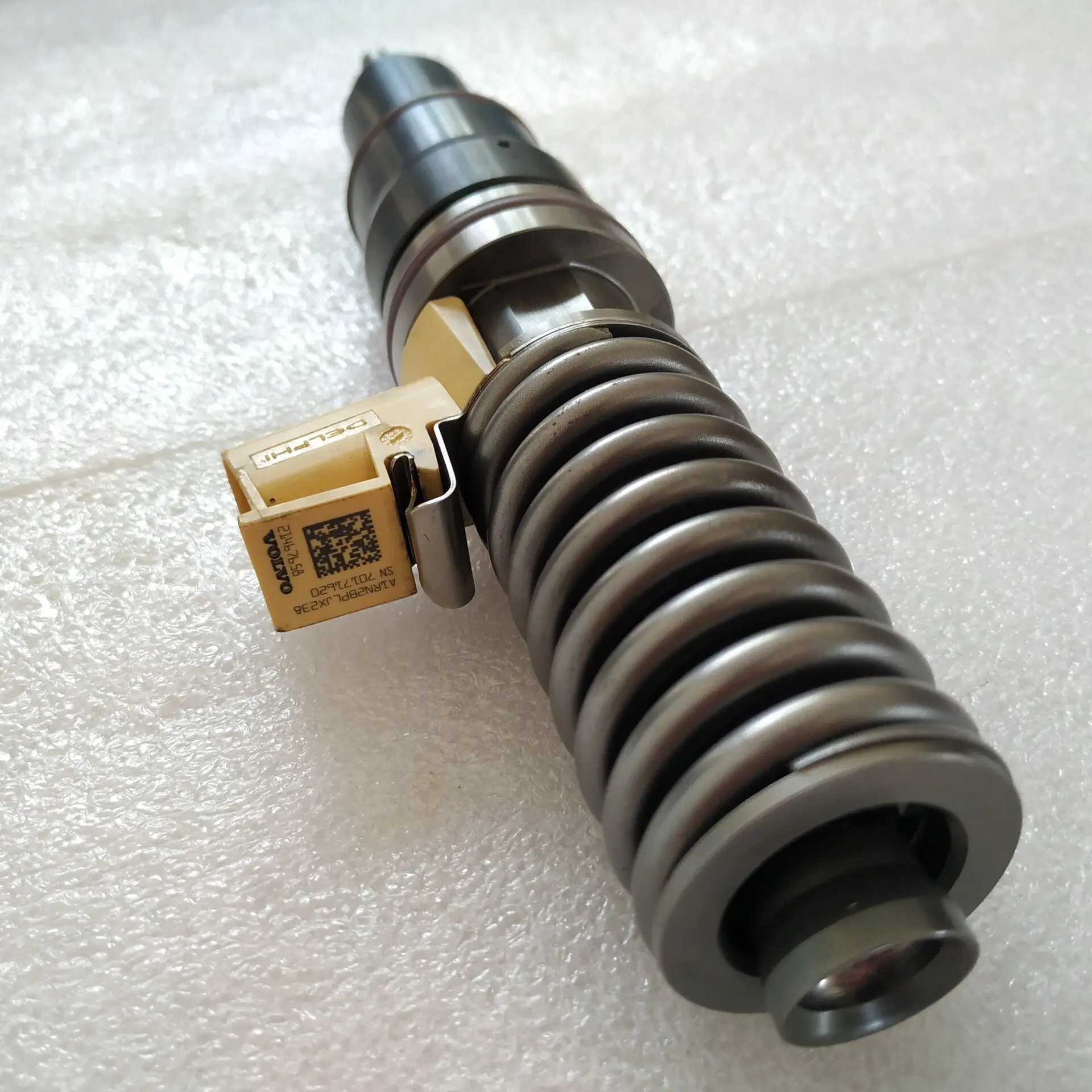 Injector 21467658 BEBE4G14001 For Engine MD11P3472 RENEW MODEL  