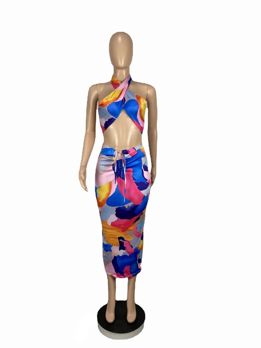 Foma CY1317 summer 2021 women girl clothes colorful printed halter backless top and long pleated skirt 2 two piece set