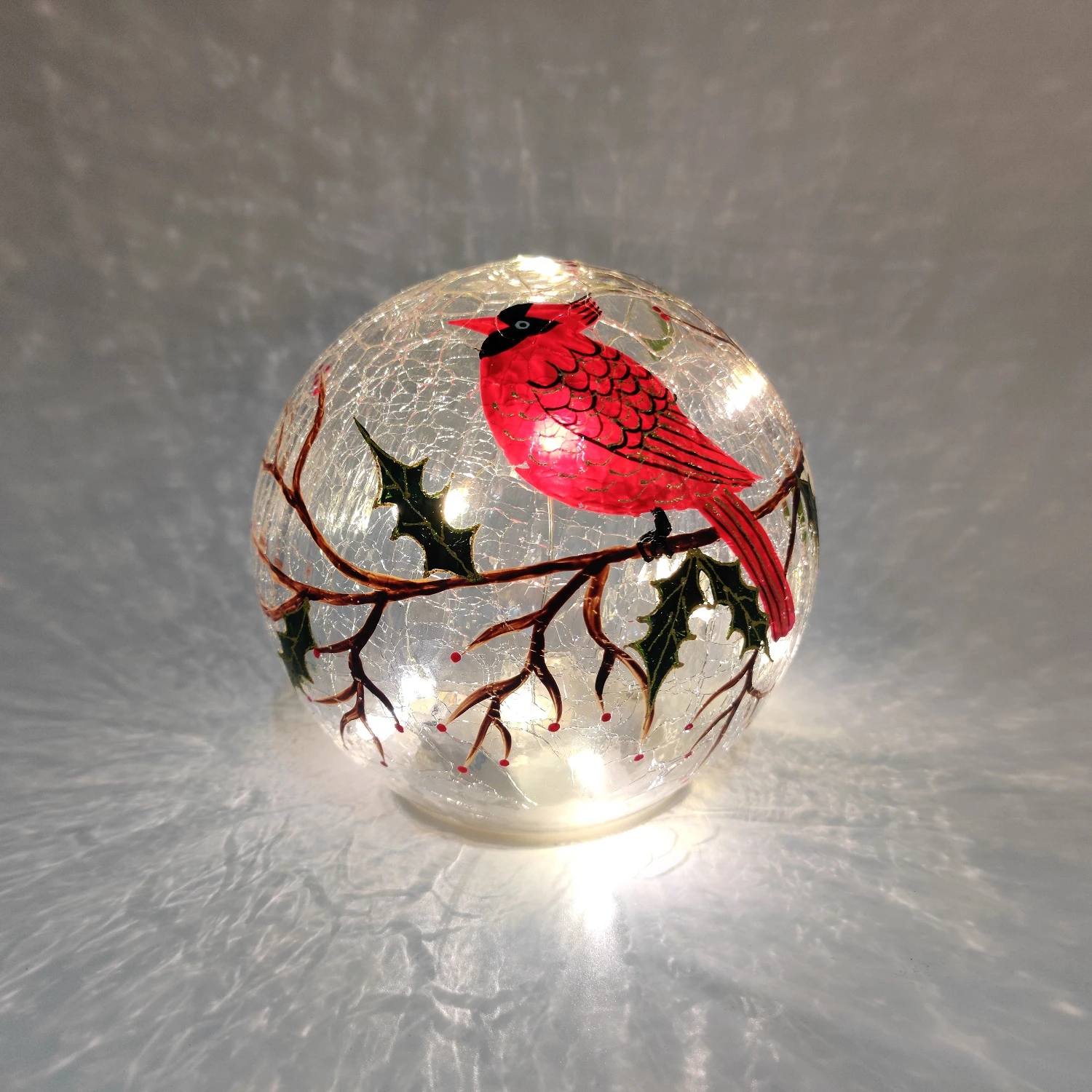 Wholesale hand painting LED Lighted cardinal Crackled Glass Balls with fairy lights Christmas home table decoration