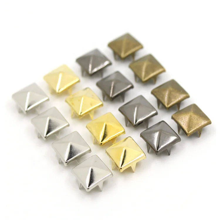 qoupln 600 Pieces 10mm Silver Metal Pyramid Studs Four-Jaw Square