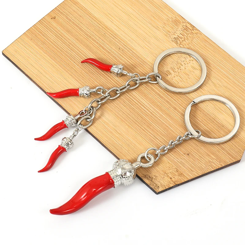 ARFUKA Portachiavi Ciondolo Peperoncino Portafortuna, In Lega Di Zinco Metallica, Colore Rosso, Regalo Originale Per Natale E Compleanni - 3