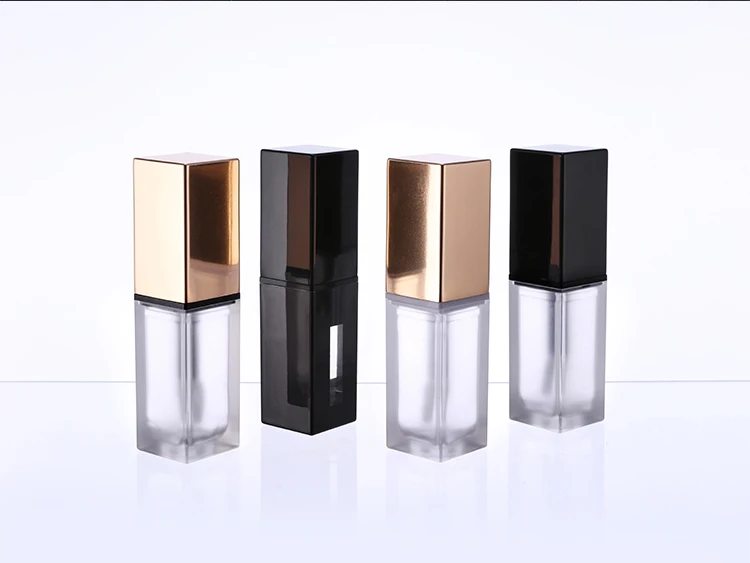 Lip gloss tube (2).jpg