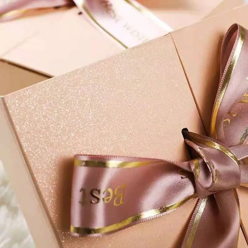 Eco Friendly Luxury Custom Logo Gift Paper Box with Recycled Materials and Magnetic Closure