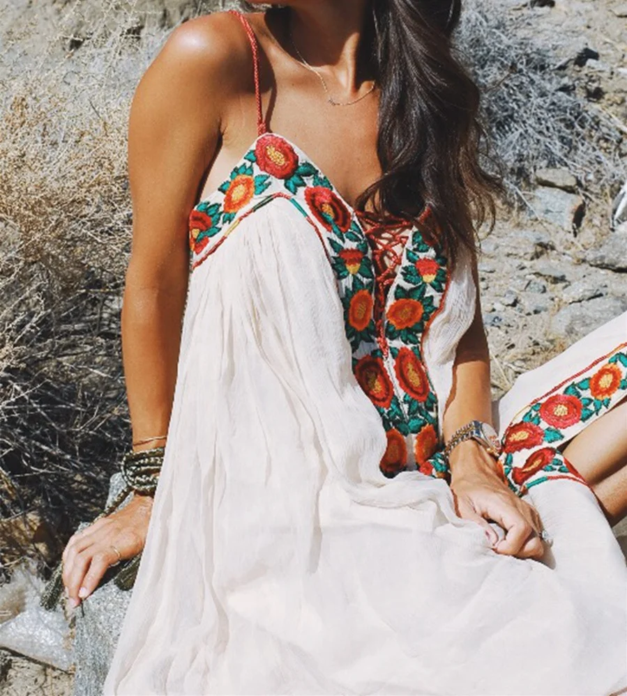 Boho Maxi Long Dresses Women Summer Embroidery Sexy Ladies Lace Skirt  Hippie Holiday Beach Clothes Party Dress STb-0462