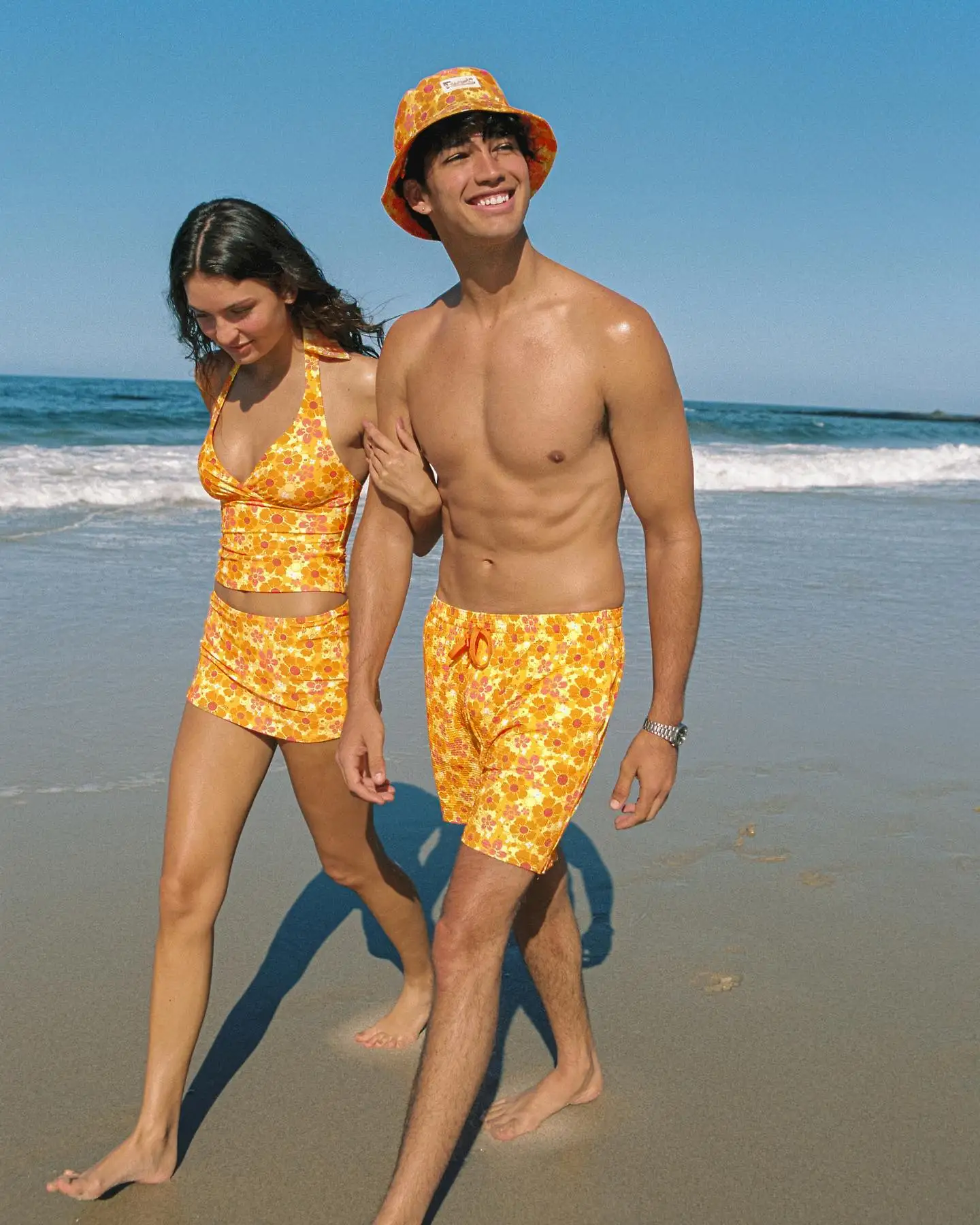 2022 Custom Color Bikinis High Waist Design Couple Swimwear For Men And